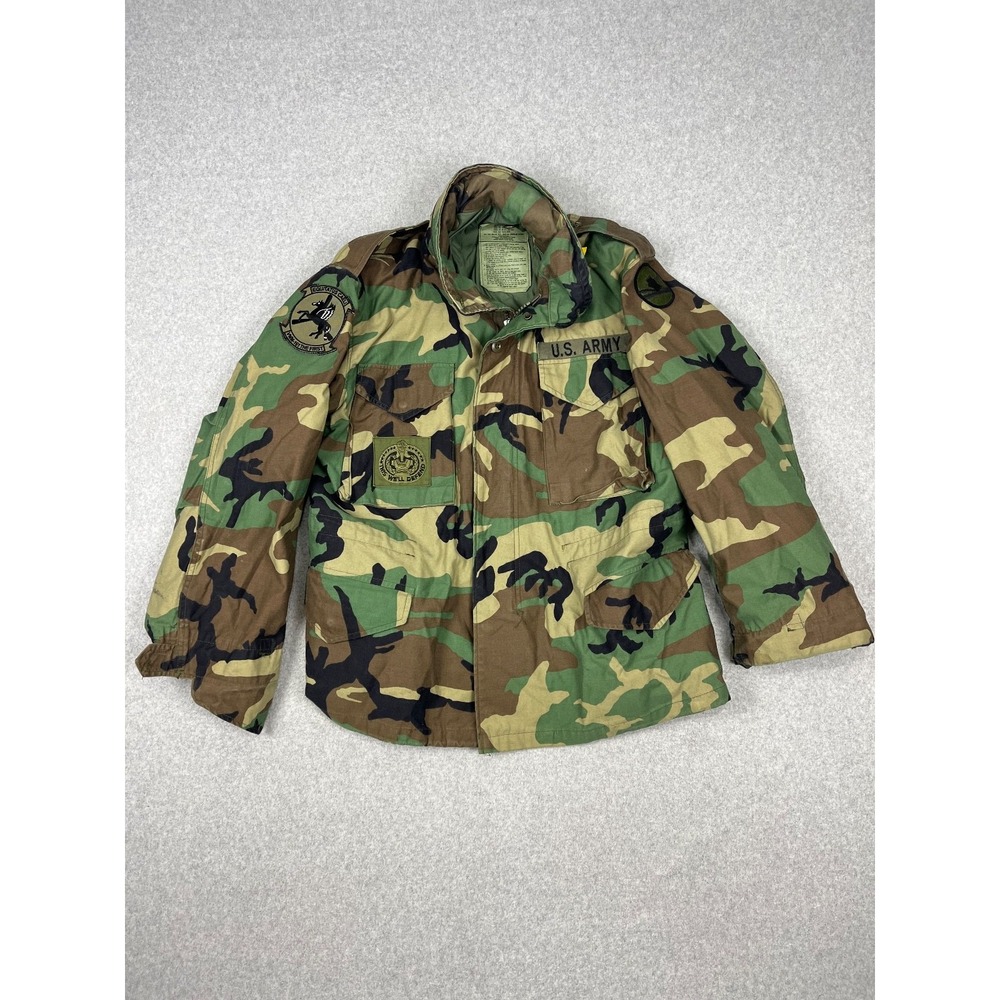Vtg US Army M65 Cold Weather Field Coat Mens M Short Woodland Camo Lined Hooded